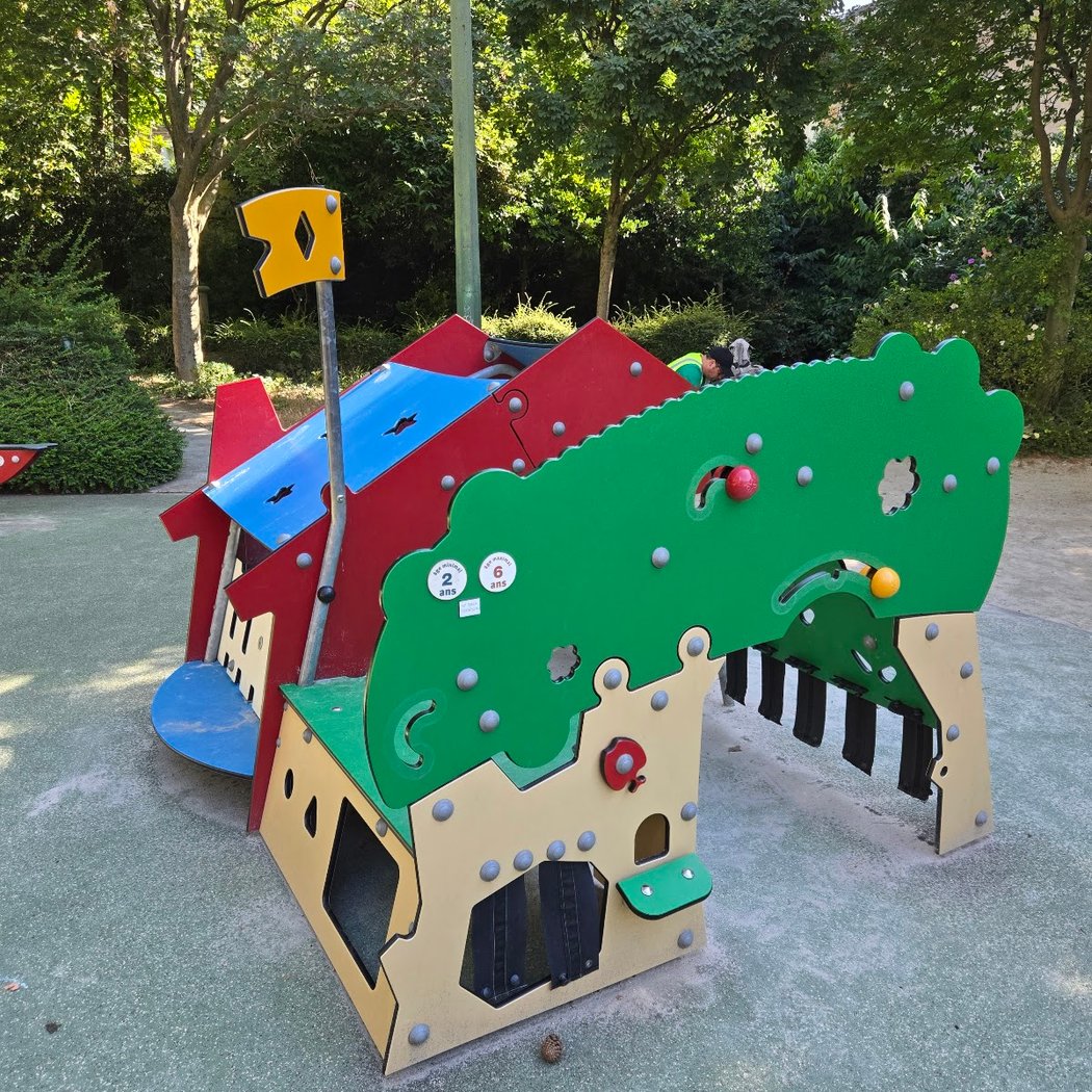 Aire de jeux pour enfants - 2 à 6 ans - Thème Clown 3